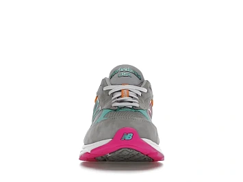 New Balance 990v3 - 2