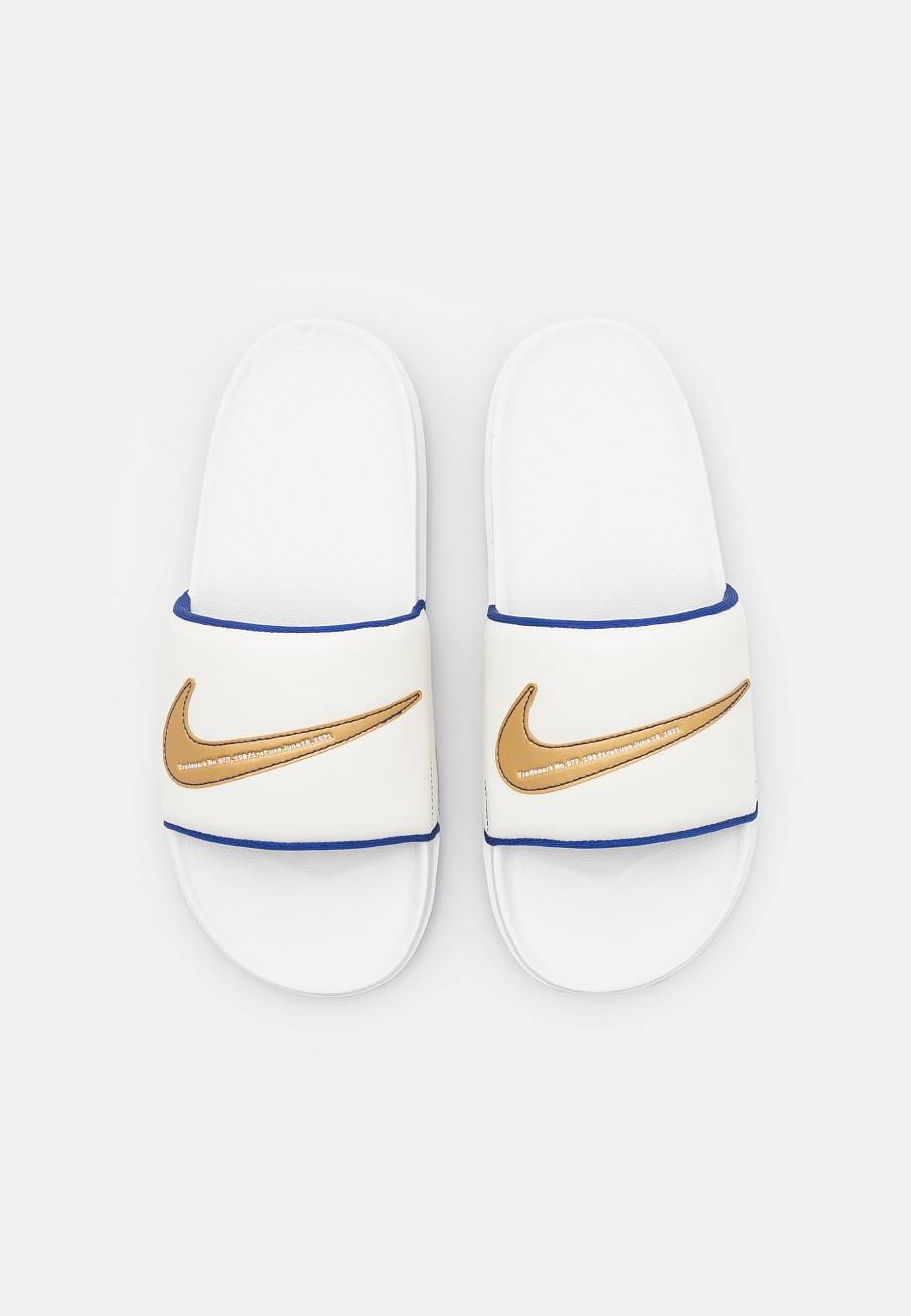 Фото № 3 с приближением к товару «‎Nike Offcourt Slide»