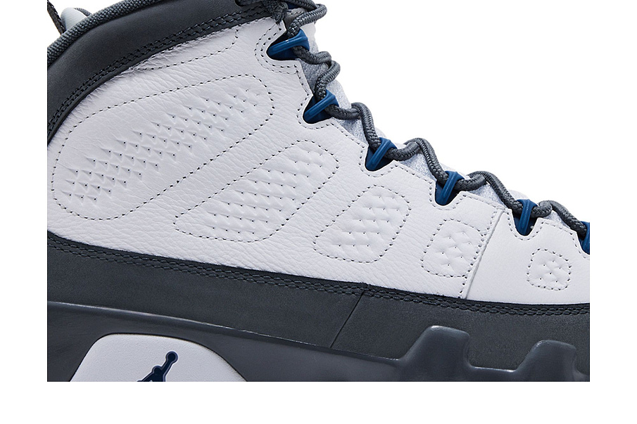 Фото № 3 с приближением к товару «‎Air Jordan 9 Retro Flint Grey 2026»