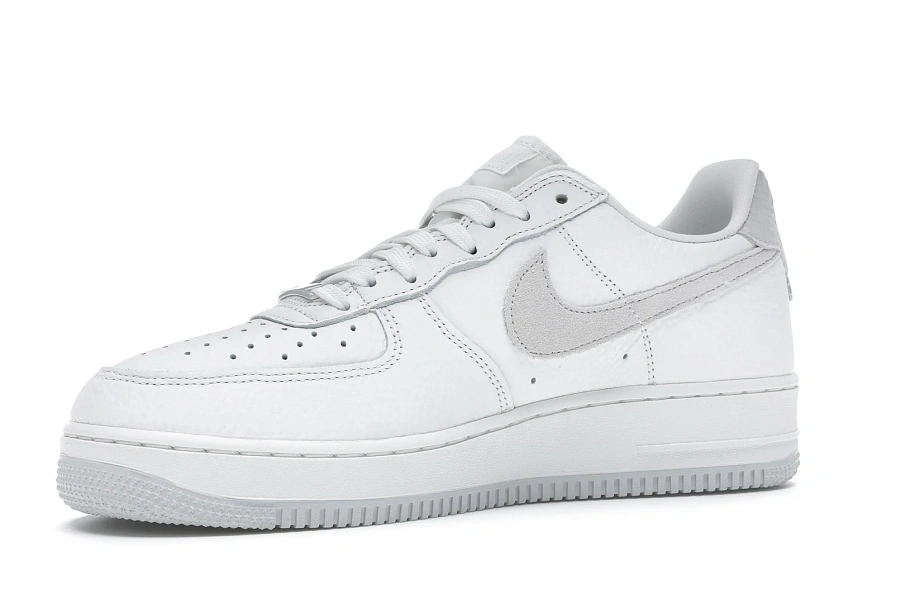Фото № 2 с приближением к товару «‎Nike Air Force 1 Craft Summit White Photon Dust»