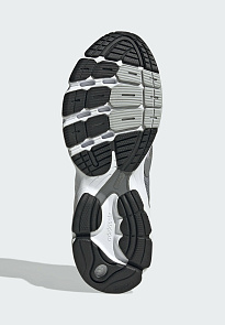 Фото № 5 с приближением к товару «‎Adidas Astir »