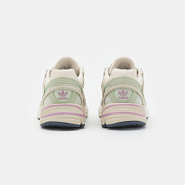 Фото № 4 с приближением к товару «‎Adidas Astir »