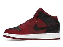 Фото № 3 с приближением к товару «‎Jordan 1 Mid Team Red Black White »