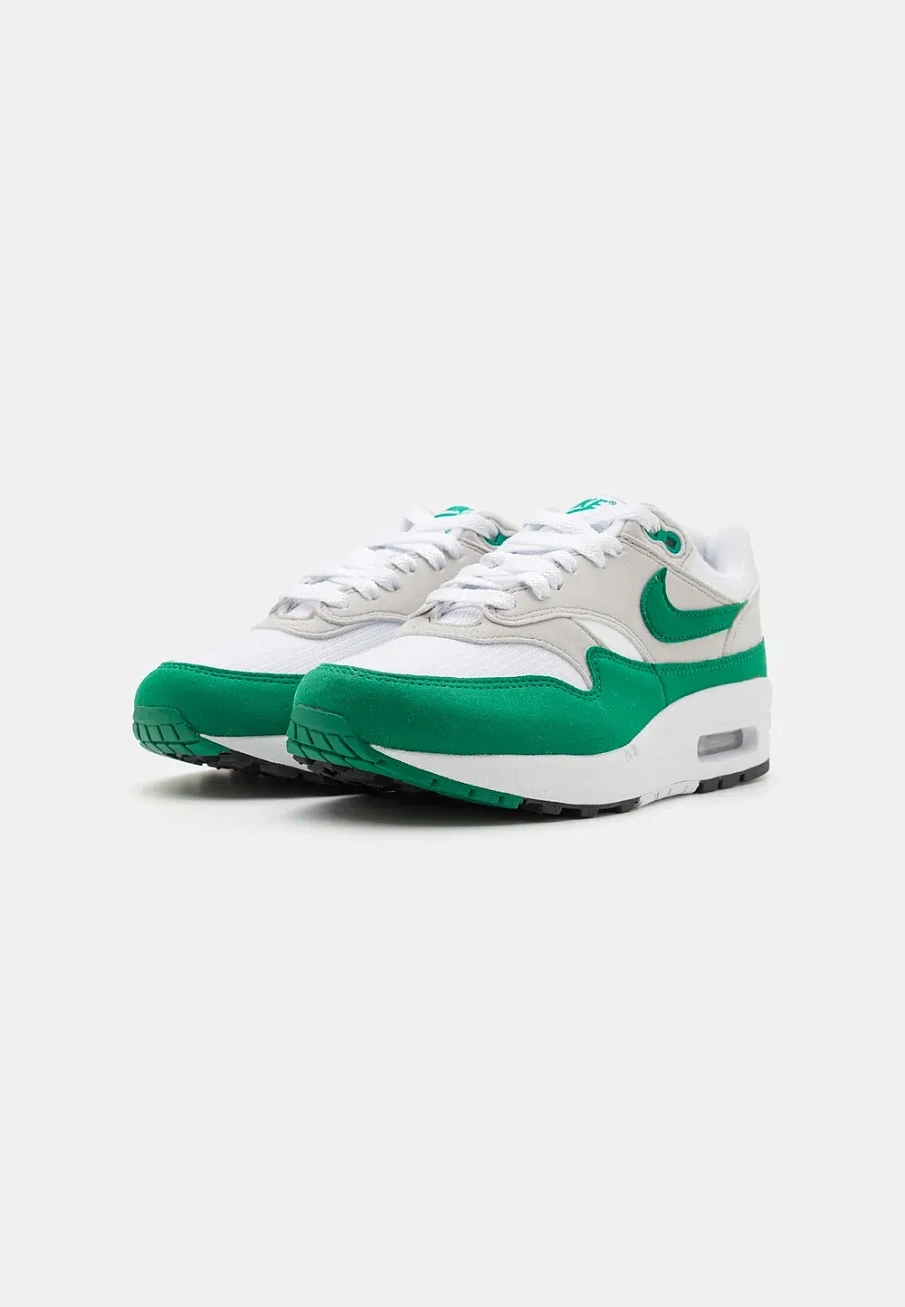 Фото № 2 с приближением к товару «‎AIR MAX 1 '87»
