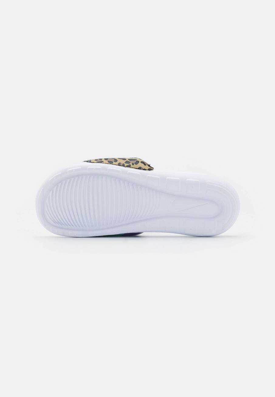 Фото № 2 с приближением к товару «‎Nike Victori One Slide Print»