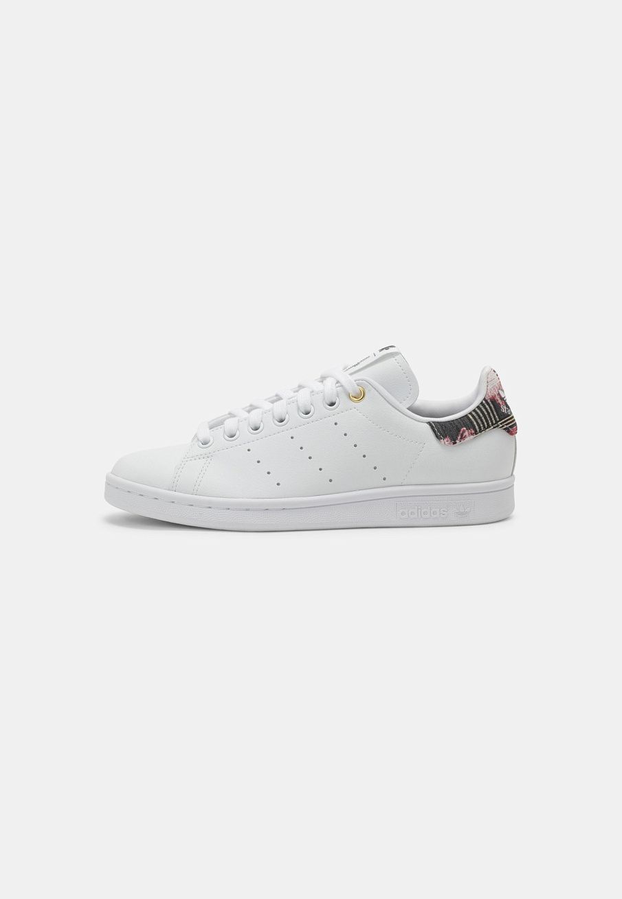 Фото № 1 с приближением к товару «‎Adidas Stan Smith »