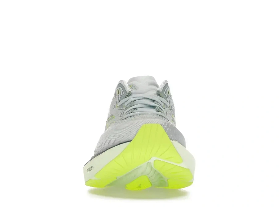 Фото № 2 с приближением к товару «‎ASICS Novablast 4»