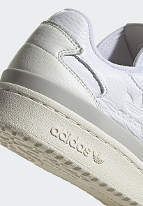 Фото № 5 с приближением к товару «‎Adidas Forum »