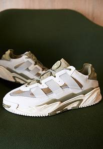 Фото № 3 с приближением к товару «‎Adidas Niteball »