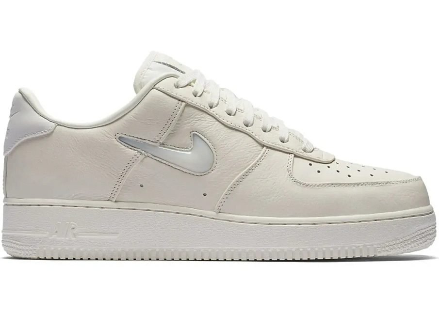 Фото № 1 с приближением к товару «‎Nike Air Force 1 Low Jewel Sail»