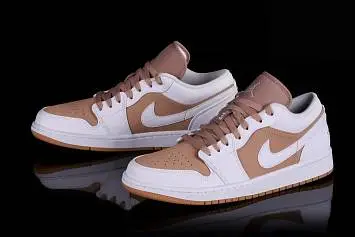 Nike Air Jordan 1 Retro Hemp  - 4