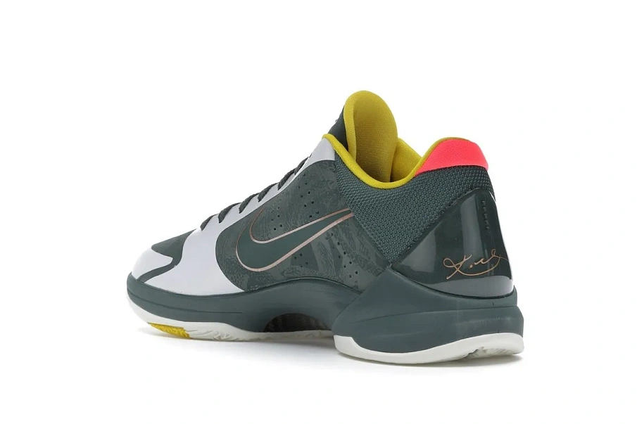 Фото № 6 с приближением к товару «‎Nike Kobe 5 Protro EYBL Girls (2020)»