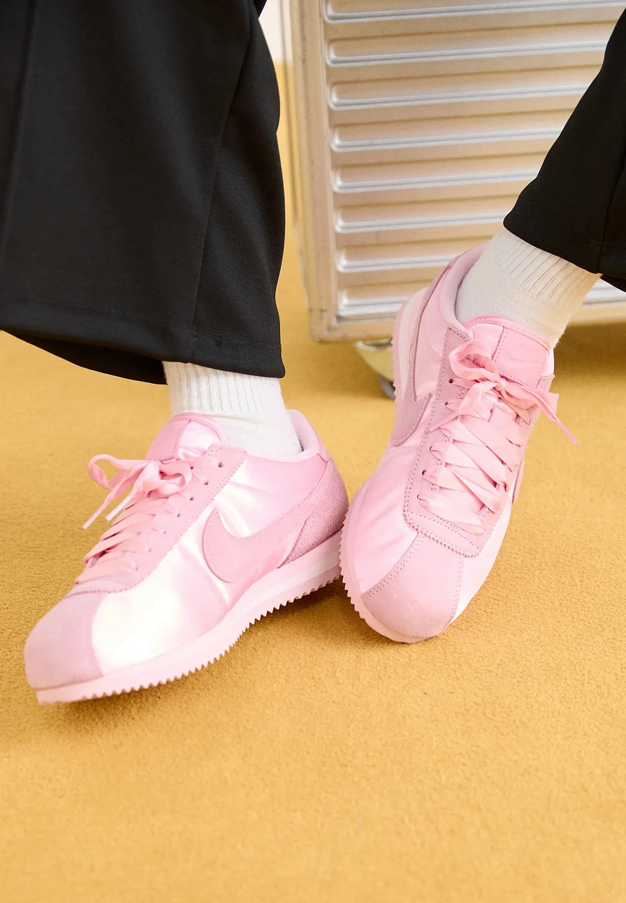 Фото № 1 с приближением к товару «‎CORTEZ SE TREND»