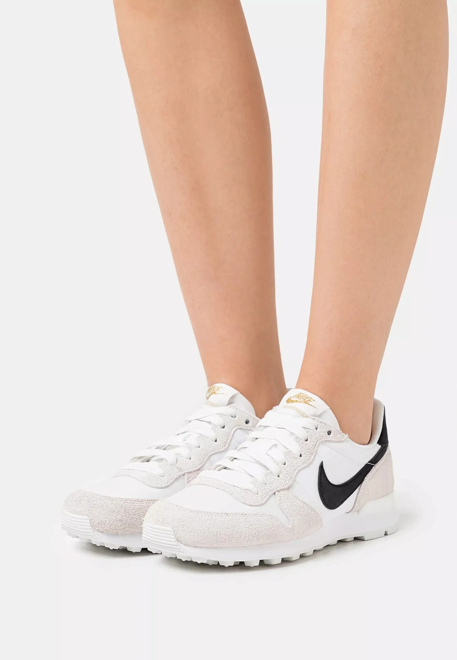 Фото № 1 с приближением к товару «‎NIKE INTERNATIONALIST DAMENSCHUH»