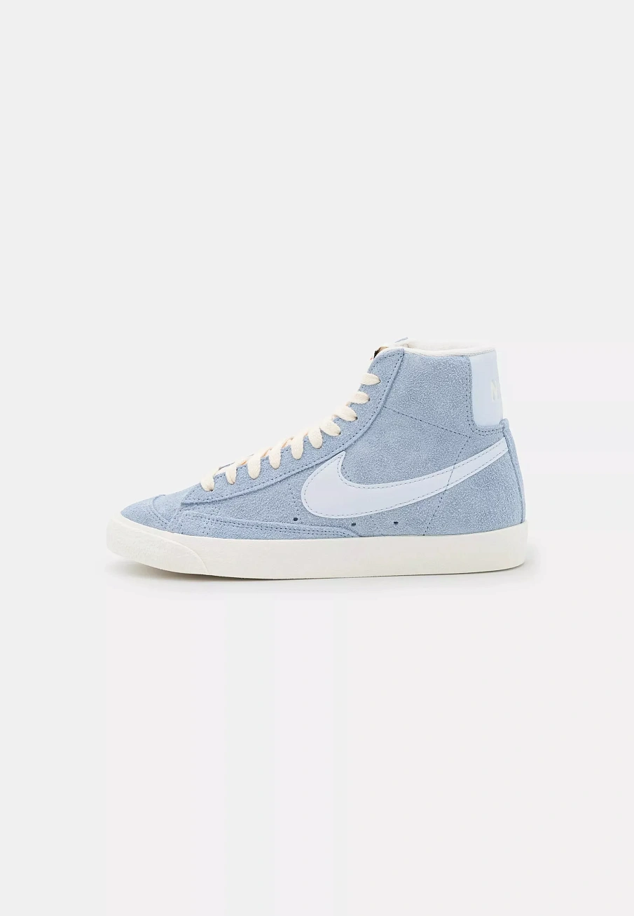 Фото № 2 с приближением к товару «‎W BLAZER MID '77 VNTG»