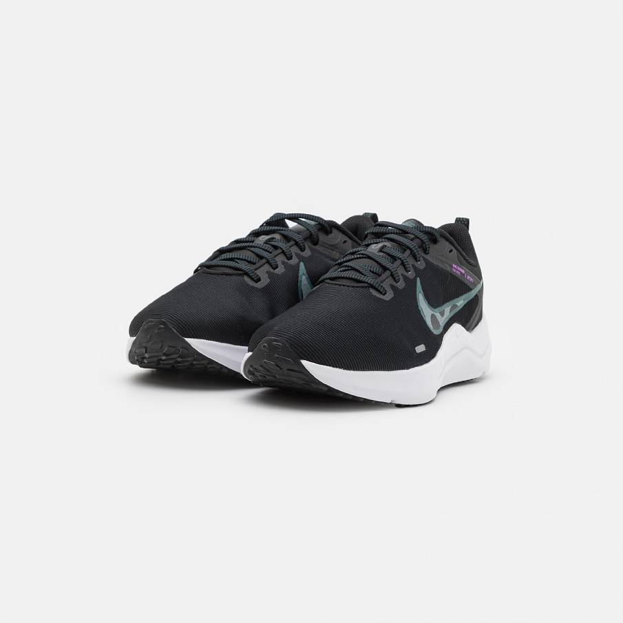 Фото № 2 с приближением к товару «‎Nike Downshifter 12»