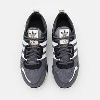 Фото № 4 с приближением к товару «‎Adidas Zx 700 Hd »