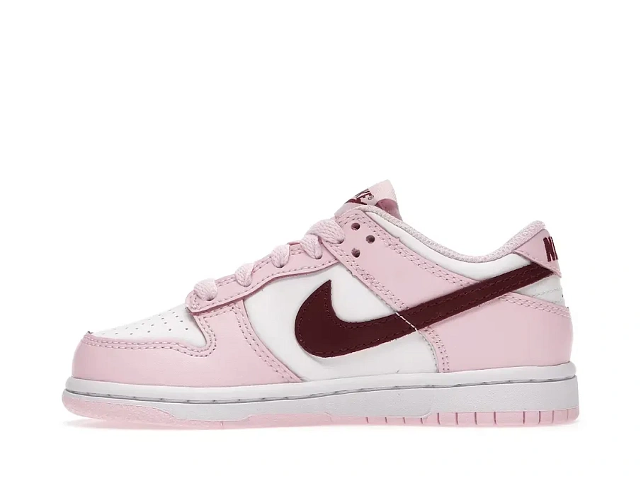 Фото № 3 с приближением к товару «‎Nike Dunk Low»