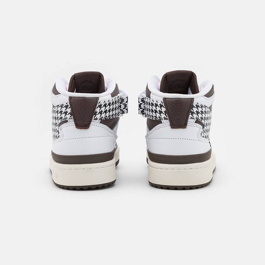 Фото № 4 с приближением к товару «‎Adidas Forum »