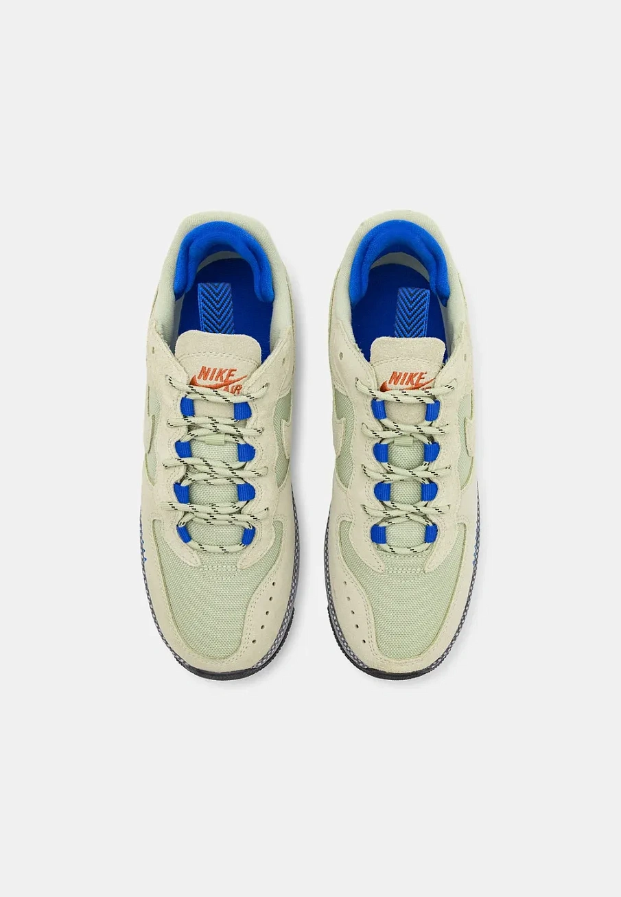 Фото № 4 с приближением к товару «‎AIR FORCE 1 WILD»