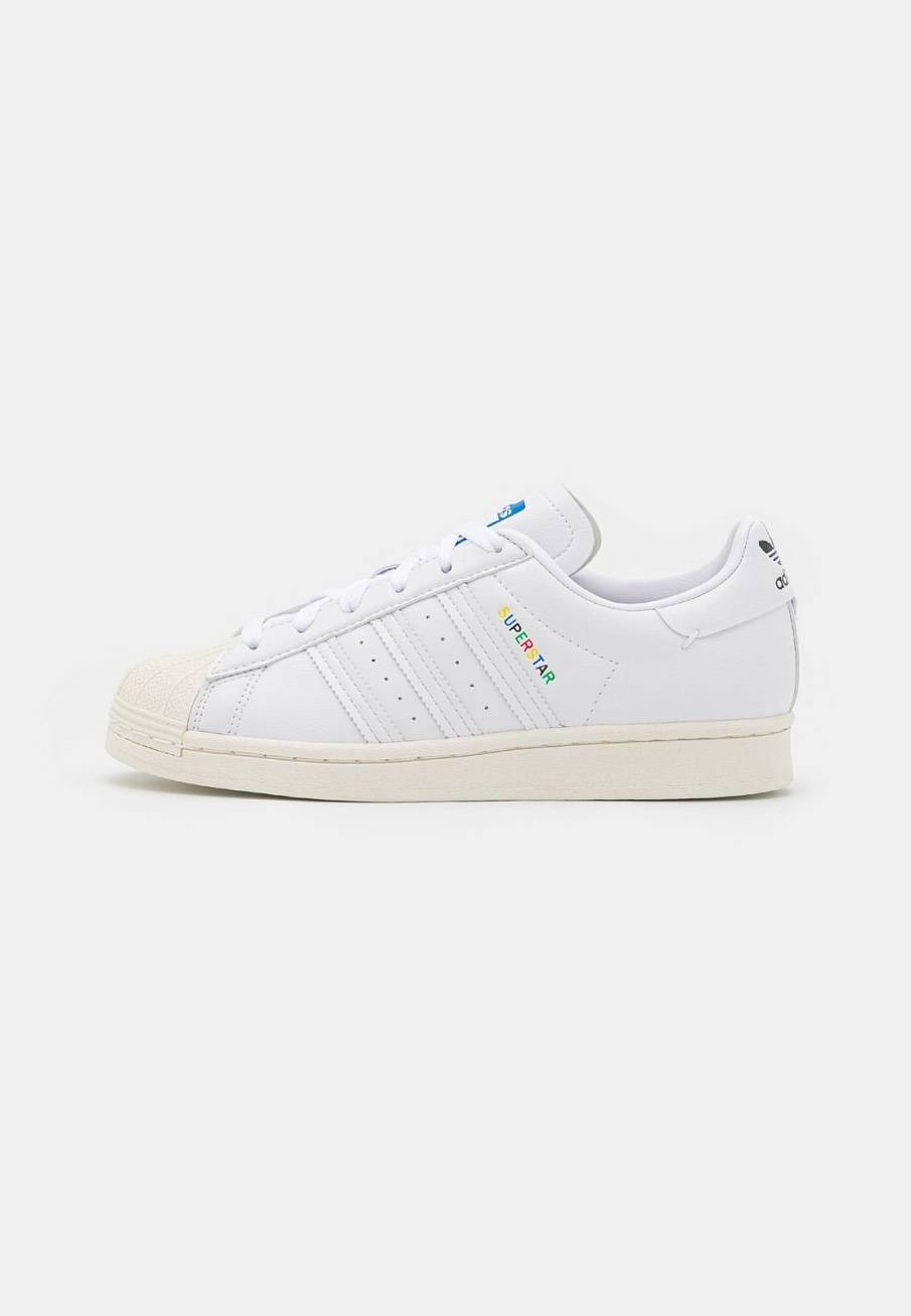 Фото № 1 с приближением к товару «‎Adidas Superstar »