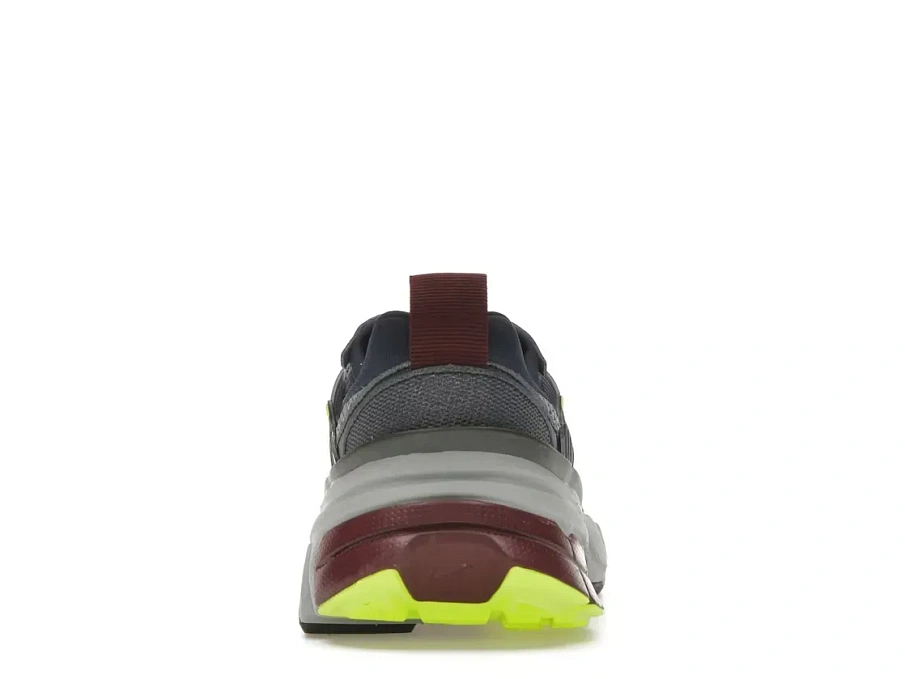 Фото № 4 с приближением к товару «‎Nike V2K Run»