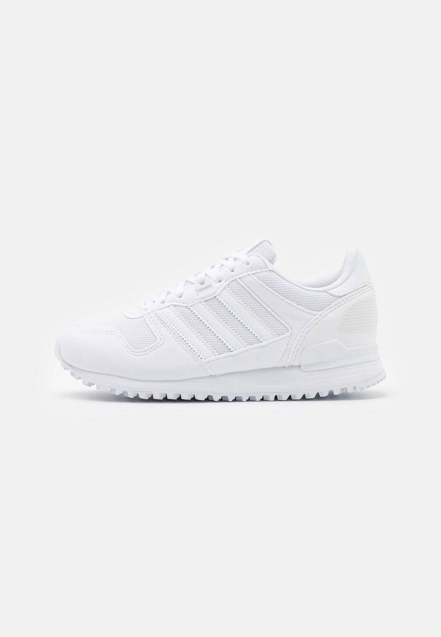 Фото № 1 с приближением к товару «‎Adidas ZX 700 »