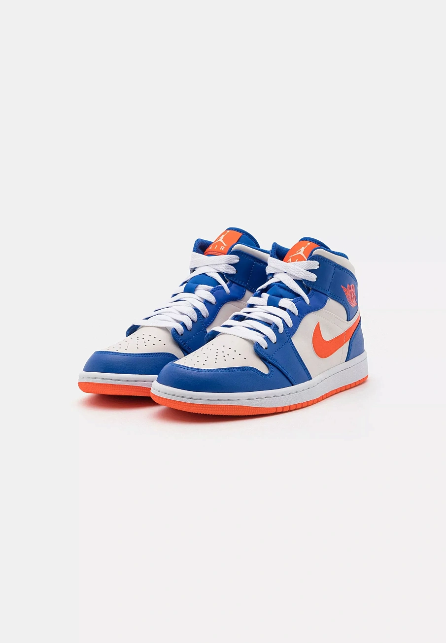 Фото № 2 с приближением к товару «‎AIR JORDAN 1 MID WHT»