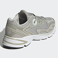 Фото № 4 с приближением к товару «‎Adidas Astir W »