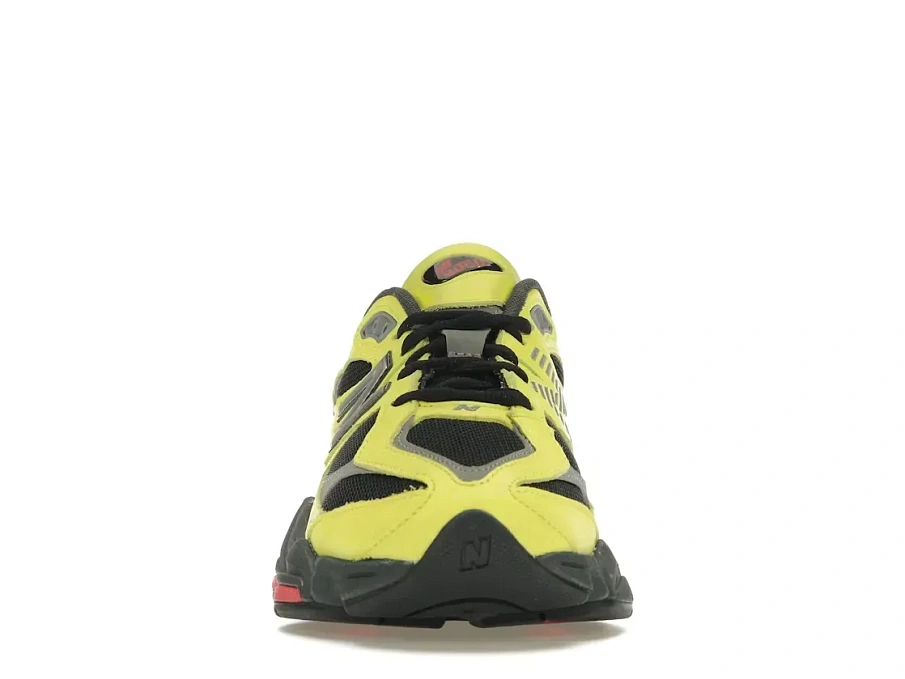 Фото № 2 с приближением к товару «‎New Balance 9060»