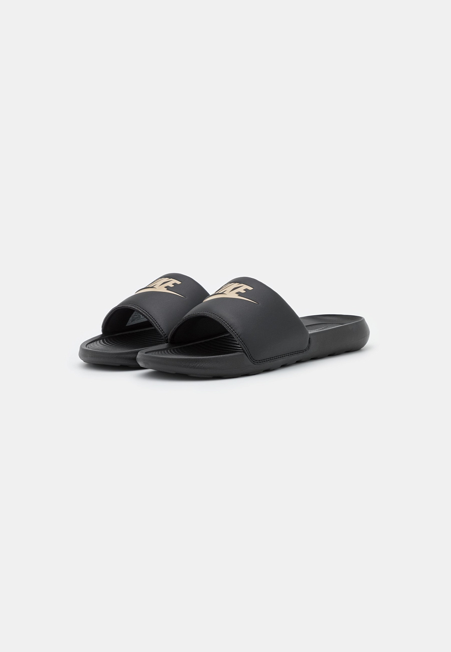 Фото № 1 с приближением к товару «‎Nike Victori One Slide»
