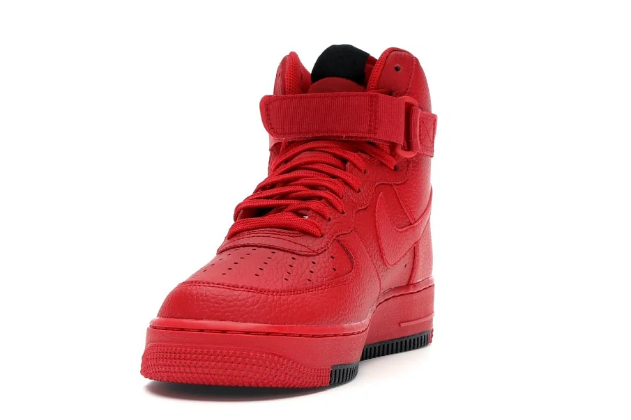 Фото № 2 с приближением к товару «‎Nike Air Force 1 High University Red Black»