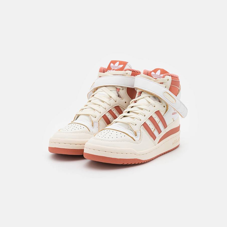 Фото № 2 с приближением к товару «‎Adidas Forum »