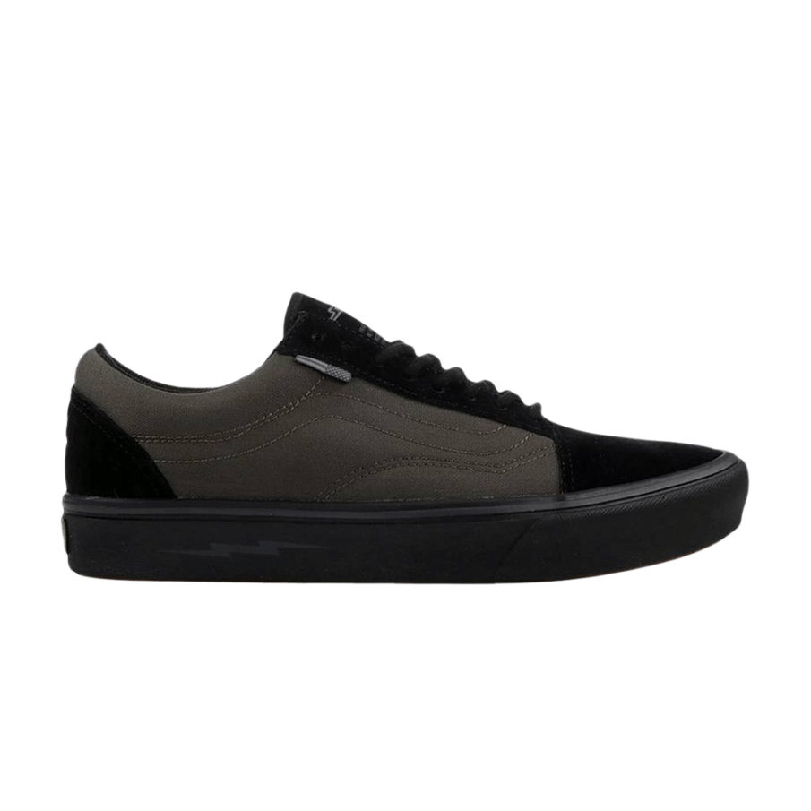 Фото № 1 с приближением к товару «‎DEFCON x LBT Inc x Vans Comfycush Old Skool Black»
