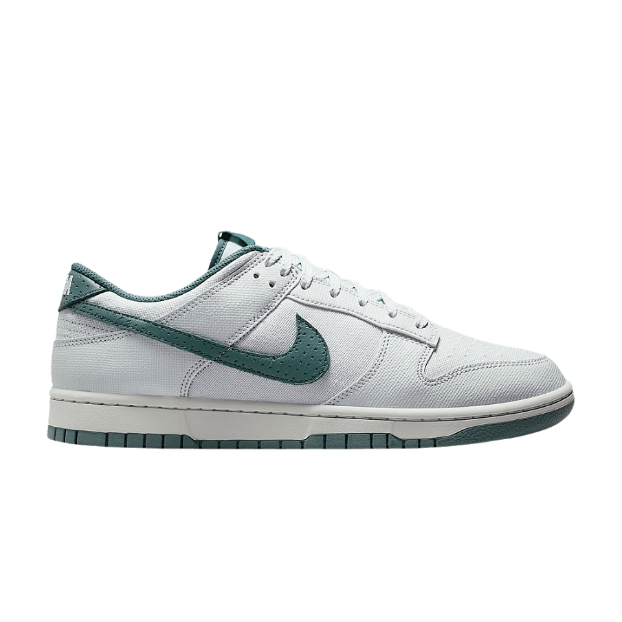 Фото № 1 с приближением к товару «‎Nike Dunk Low Retro Pure Platinum (IH1940-002)»