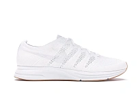 Фото № 1 с приближением к товару «‎Nike Flyknit Trainer White Gum»