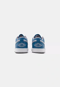 Фото № 4 с приближением к товару «‎AIR JORDAN 1»