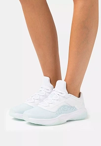 Фото № 1 с приближением к товару «‎WMNS AIR JORDAN 11 CMFT LOW»