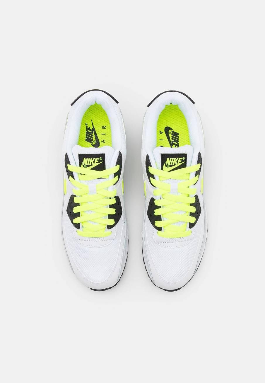 Фото № 4 с приближением к товару «‎Nike Air Max 90 »