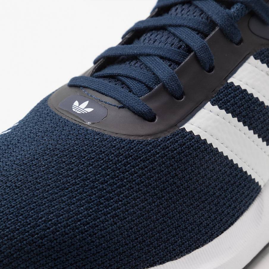 Фото № 5 с приближением к товару «‎Adidas Swift »