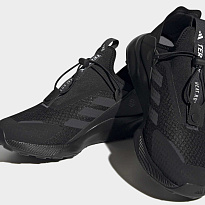 Фото № 4 с приближением к товару «‎Adidas Terrex Voyager»