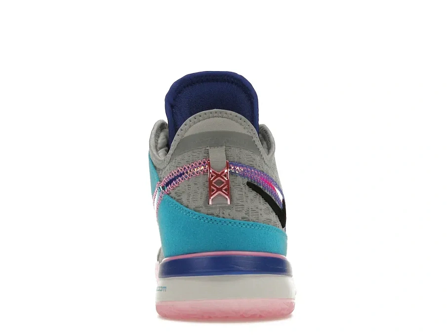 Фото № 4 с приближением к товару «‎Nike Zoom LeBron NXXT Gen Wolf Grey»