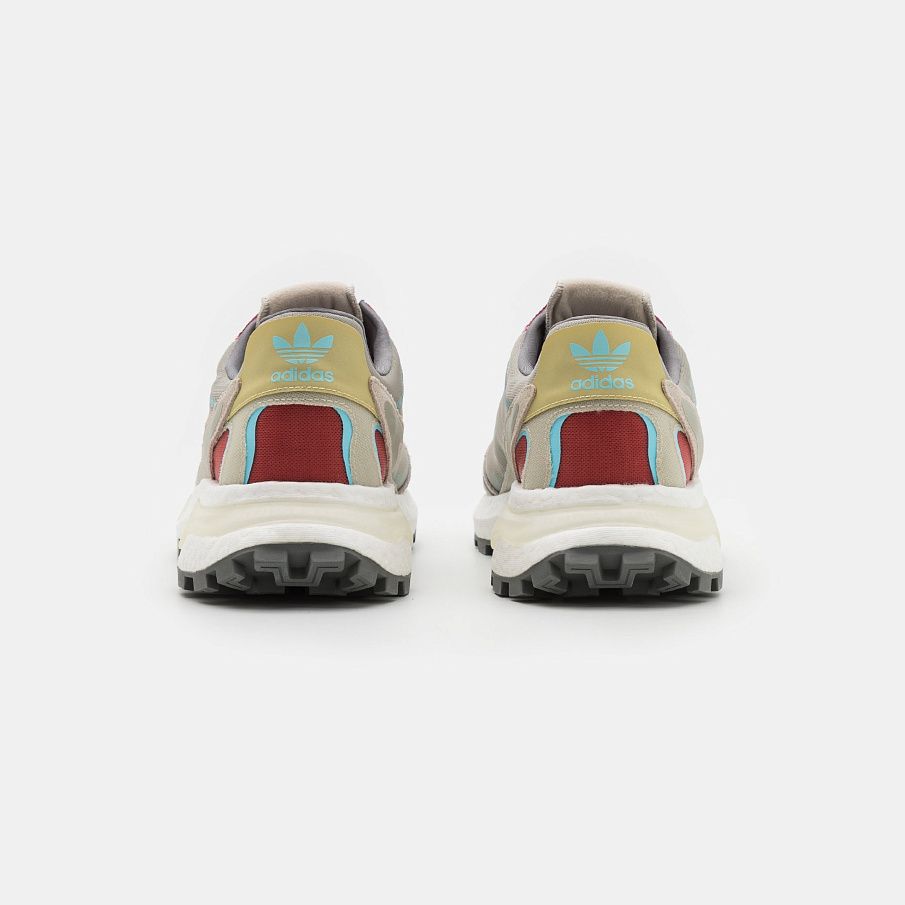 Фото № 3 с приближением к товару «‎Adidas Retropy P9 »