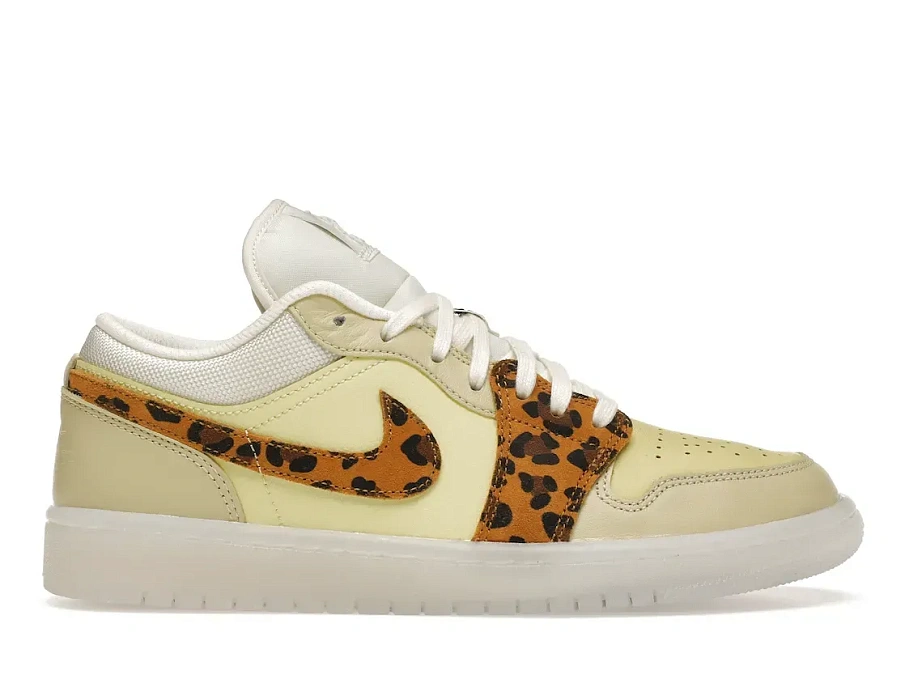 Фото № 1 с приближением к товару «‎Jordan 1 Low SNKRS Day »