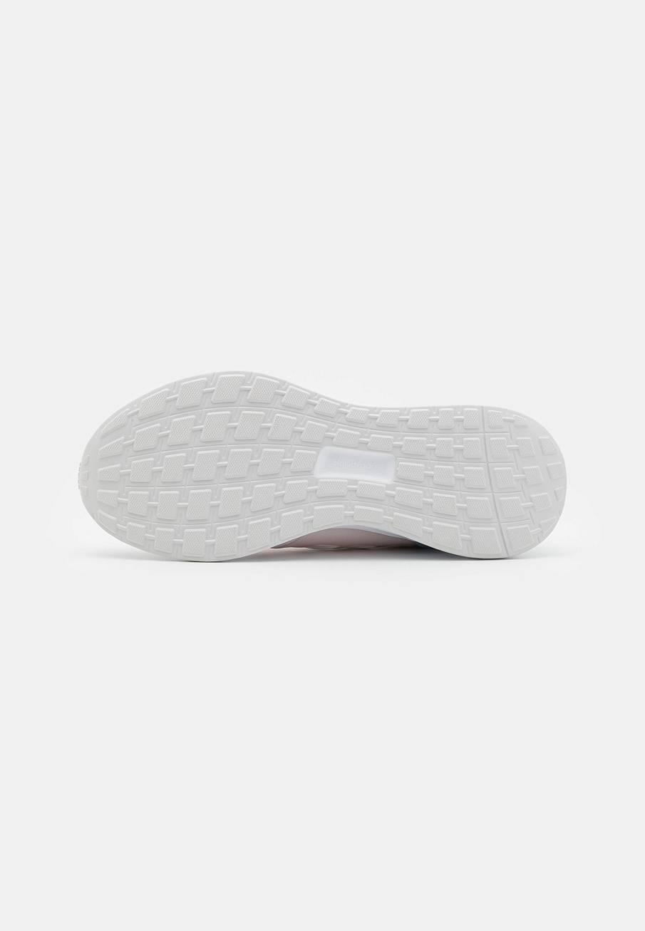 Фото № 5 с приближением к товару «‎Adidas Eq19»