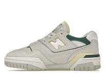Фото № 3 с приближением к товару «‎New Balance 550»