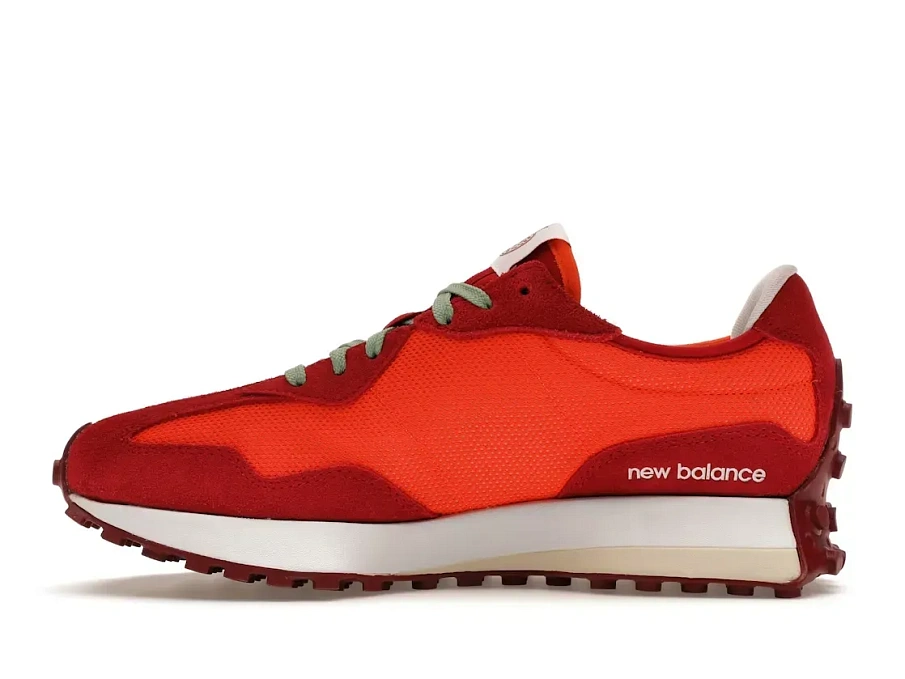 Фото № 3 с приближением к товару «‎New Balance 327»