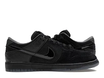 Фото № 3 с приближением к товару «‎Nike Dunk Low»
