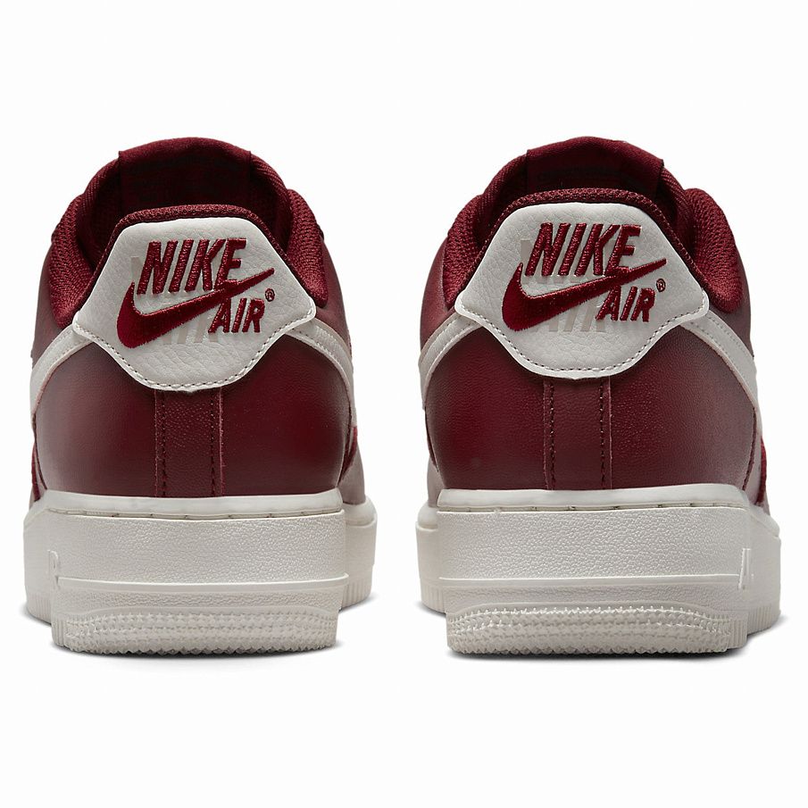 Фото № 4 с приближением к товару «‎Nike Air Force »