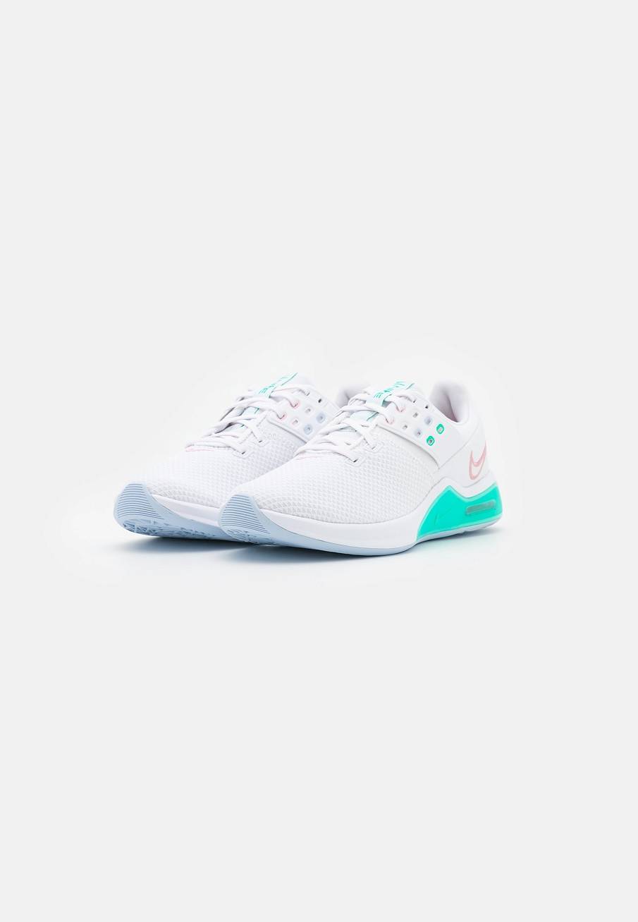 Фото № 1 с приближением к товару «‎Nike Air Max Bella Tr 4»